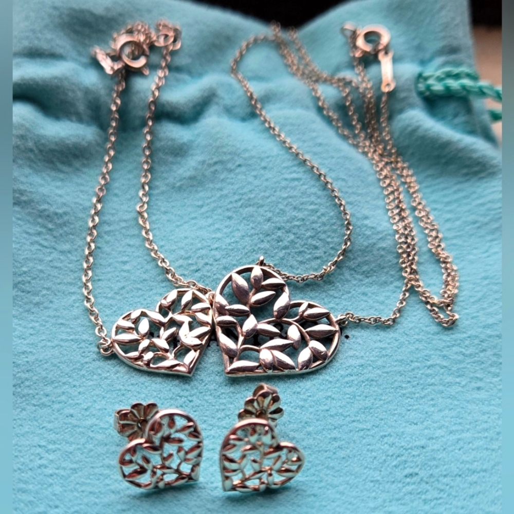 Tiffany & Co. Olive Leaf Earrings Necklace Bracelet Set